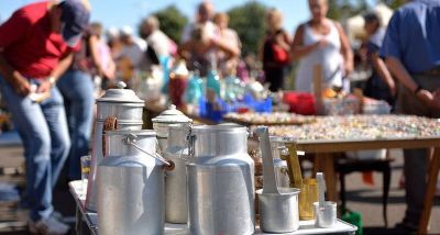 Marché aux puces à Lunel