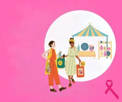 Stand de sensibilisation pour Octobre rose sur le marché à Sévérac-le-Château