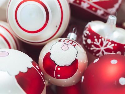 Atelier participatif de fabrication de boules de Noël en verre à Niederbronn-les-Bains