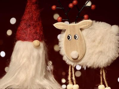 Confection d'un renne du père Noël à Niederbronn-les-Bains