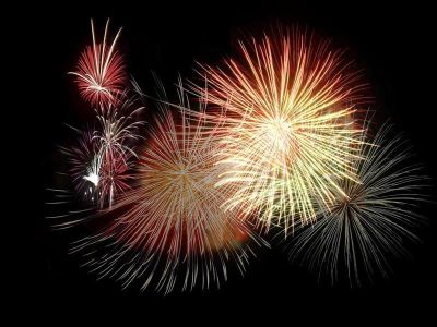 Feu d'artifice d'ouverture du marché de Noël à Riquewihr